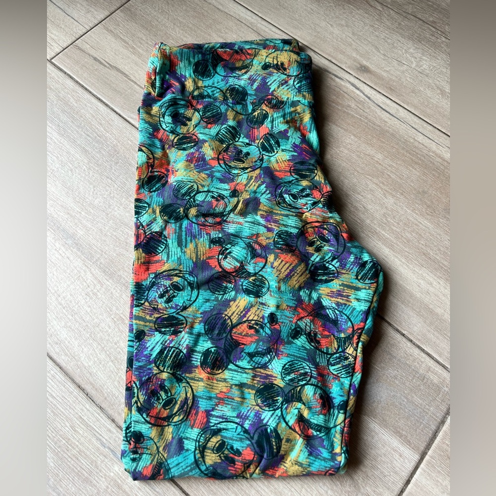 LuLaRoe Disney size tall and curvy